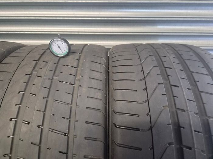 Pirelli 255/35R19 + 285/30R19
