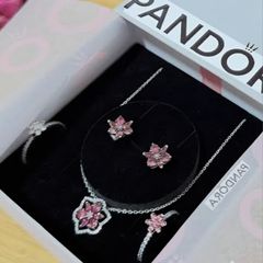 Pandora Herbarium Sparkling Pink Double Flower Pendant Necklace   Brand New