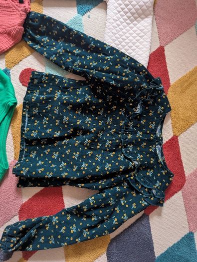 Girls French clothing bundle - 5/6 years old