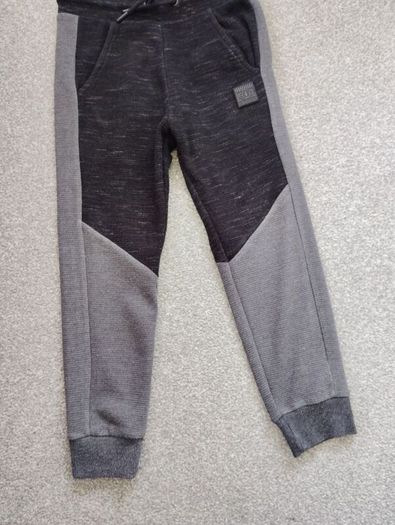 boys trousers.age 6