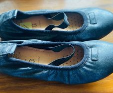 Girls shoes: black Leather ballet Flat Geox