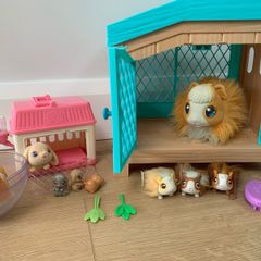 Little live pets