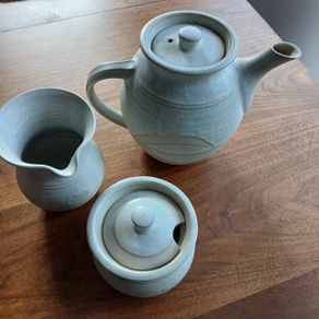 Tom Agnew Studio Pottery