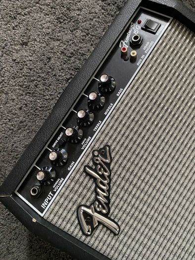 FENDER Frontman 15G Amplifier