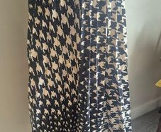 pleated skirt