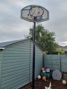 basketball stand
