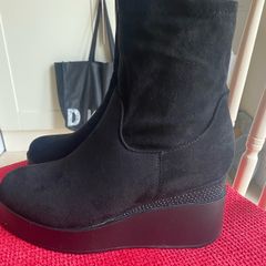 Black boots