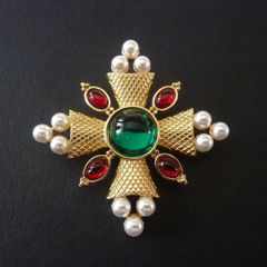 Vintage Style Maltese Cross Gold Pearl Brooch Pin
