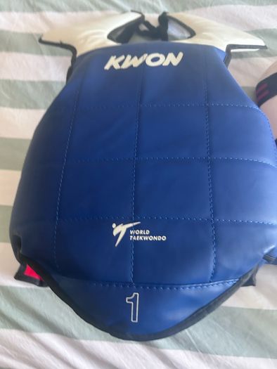 Taekwondo Suit and Protective Gear age 9/10