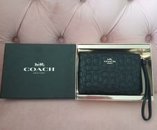 Coach Leather Wristlet Bag. New.