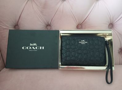 Coach Leather Wristlet Bag. New.