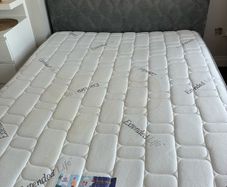 king size bed