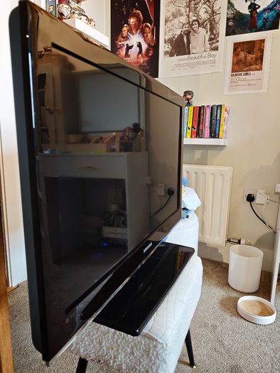 Samsung 32" Full HD 1080p LCD TV