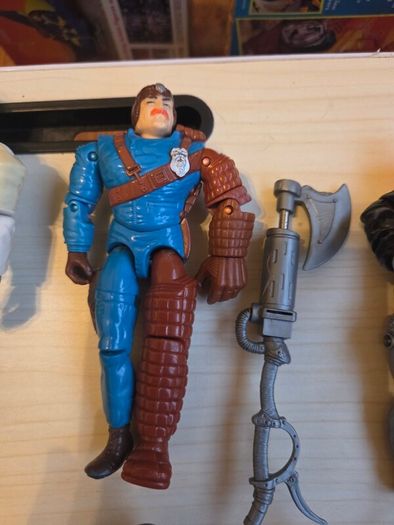 cops n crooks vintage 1980s figires