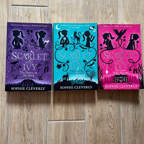 Books Scarlet and Ivy