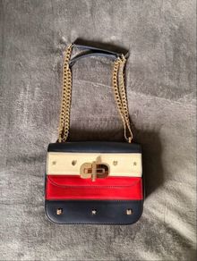 Tommy Hilfiger bag
