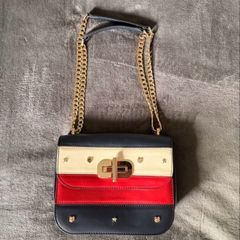 Tommy Hilfiger bag