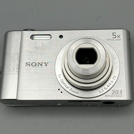 Sony DSC-W800 20.1MP Digital Camera Silver - Full Kit