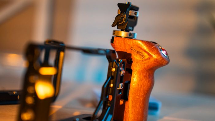 Smallrig 3081 Full Cage for Sony A7C + Smallrig 3089 L-Bracket + 9H Tempered Glass Screen Protector x2 + Monitor mount + Wooden recording side handle