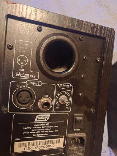 ESI nEar 05 studio monitors