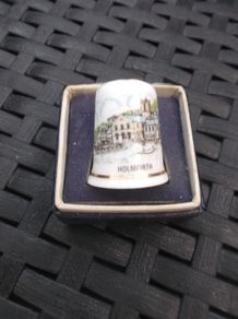 Vintage Thimble in Original Box