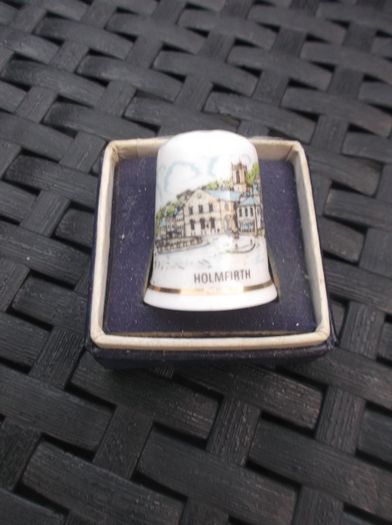 Vintage Thimble in Original Box