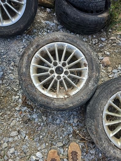 bmw 5 series 5 bolt alloy wheels 225 55 t16