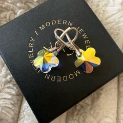 Swarovski flower earrings