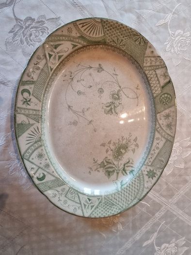 A large old platter