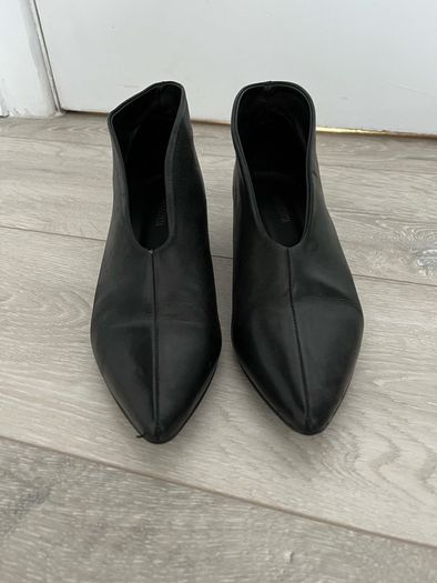 leather shoes