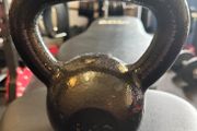 8KG Cast Iron Kettlebell