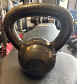 8KG Cast Iron Kettlebell