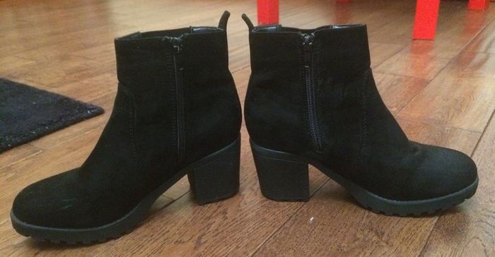 Black Boots