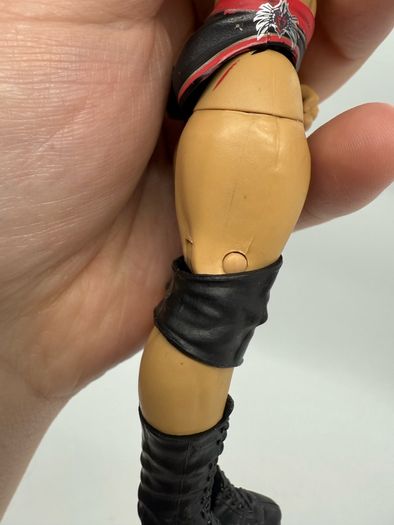 wwe elite series 32 Cody Rhodes action figure