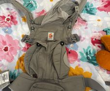 Ergobaby 360 baby carrier
