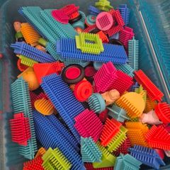 Stickle bricks