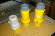 3 x 32amp 110volt plug tops