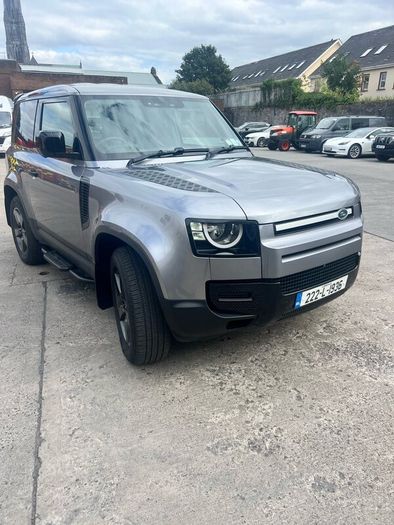 Land Rover Defender 90
