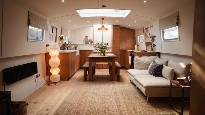 Pomeroy - Brand New 2-Bed Houseboat - 245,000 EUR - Delivered to Ireland