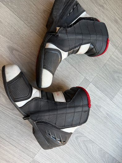Motorbike boots size 8/42