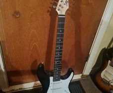 gear 4 music strat