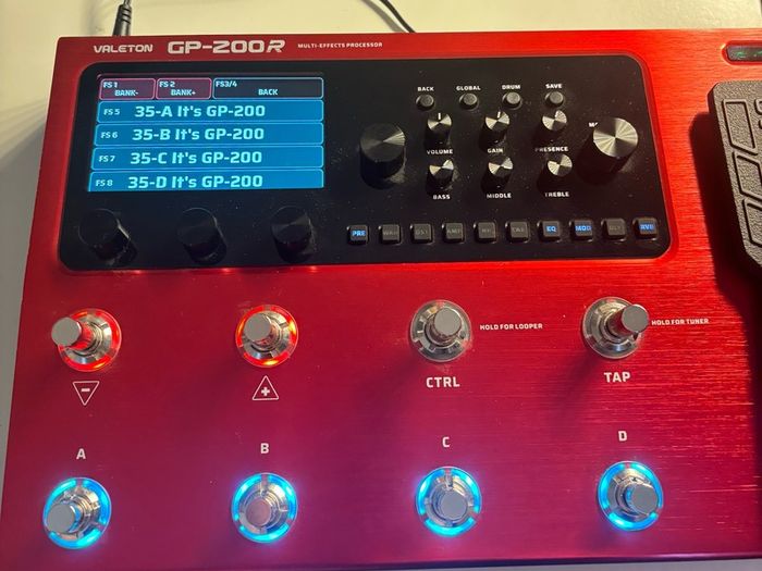 Valeton GP200R guitar multi effects processor pedal