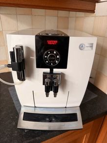 Jura Impressa J9 coffee machine