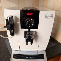 Jura Impressa J9 coffee machine