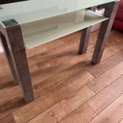 Console table