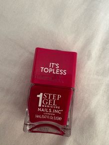 It's topless manicure nails - nail polish KYLIE