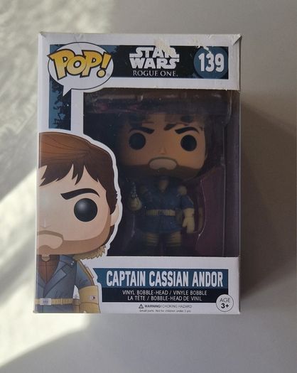 Funko Pop Star Wars Rouge One 139 and 142 Captain Cassian Andor and Director Orson Krennic Bundle