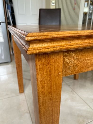 dining table 4 seater