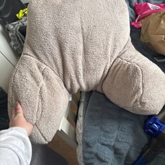 reading cushion