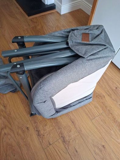 Baby Elegance Kangu Cot, travel cot.